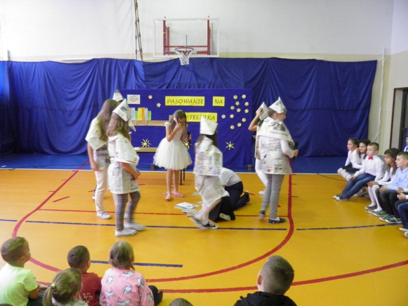 Pasowanie na ucznia klasy I.